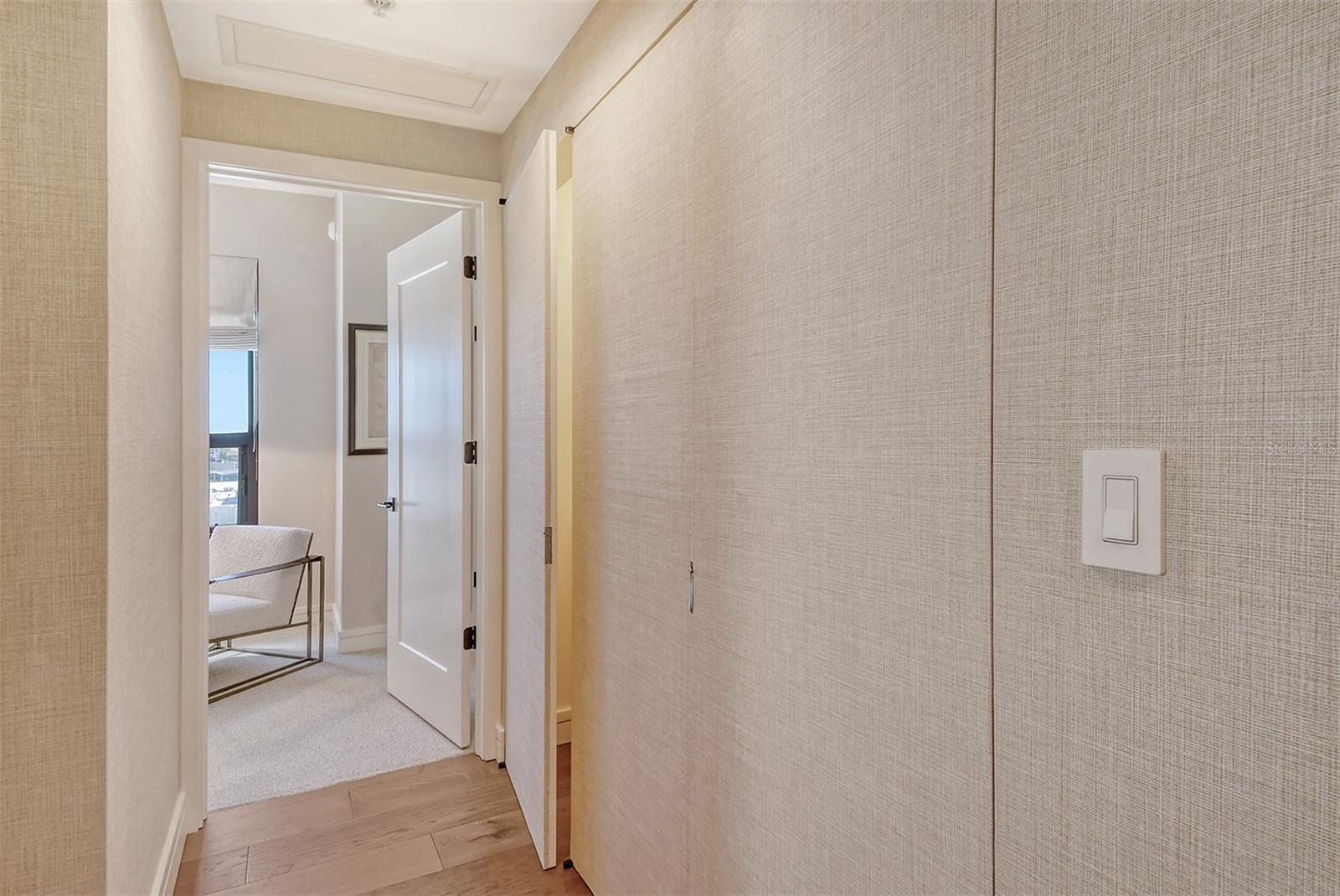 PLAZA AT 05 POINTS RESIDENCES - Residential