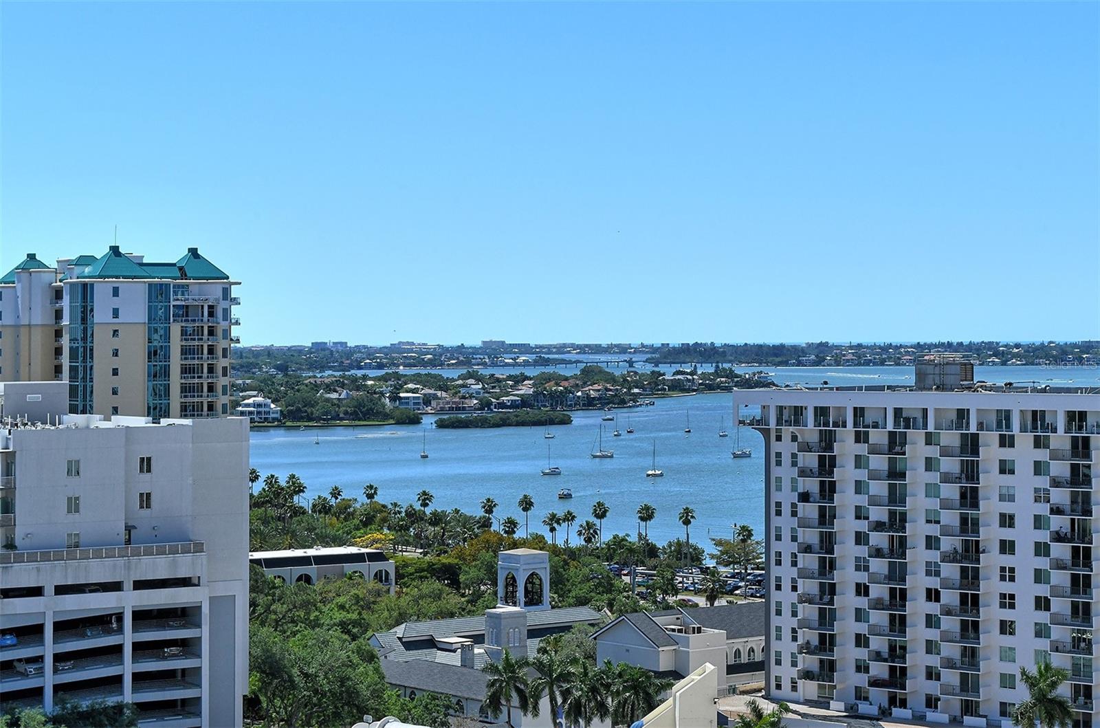 PLAZA AT 05 POINTS RESIDENCES - Residential