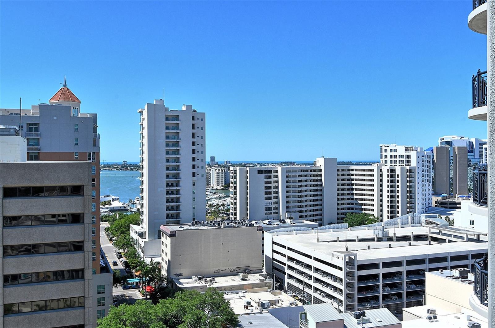 PLAZA AT 05 POINTS RESIDENCES - Residential