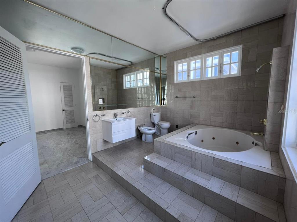 CONDADO - Residential