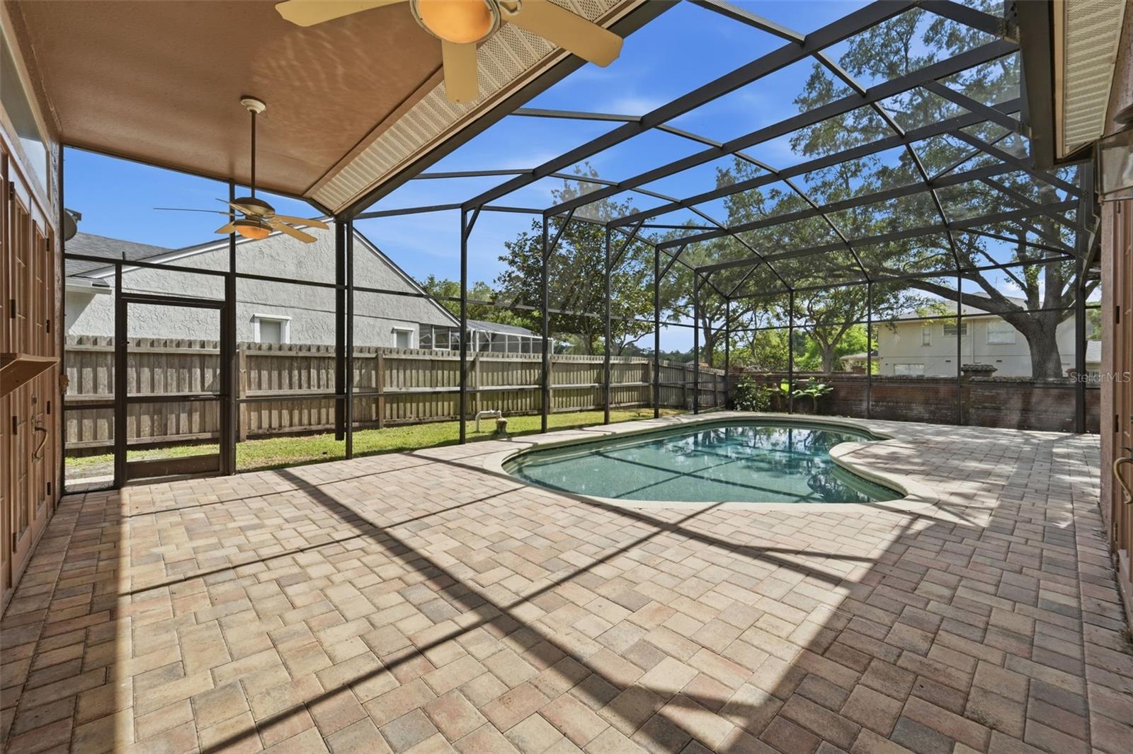 UNIVERSITY ESTATES - Residential
