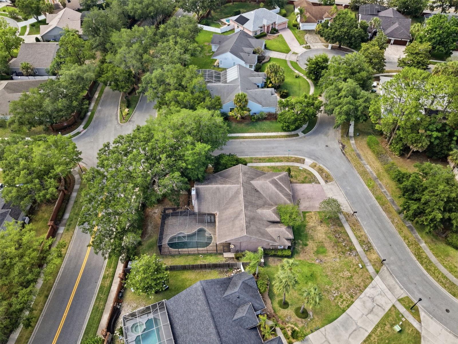 UNIVERSITY ESTATES - Residential