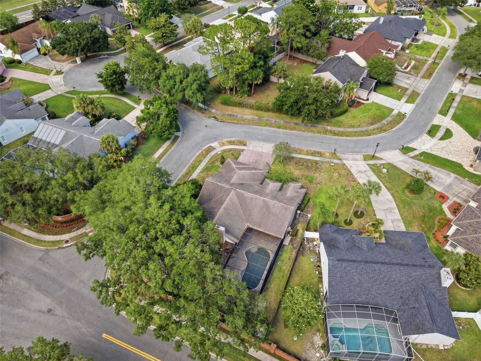UNIVERSITY ESTATES - Residential