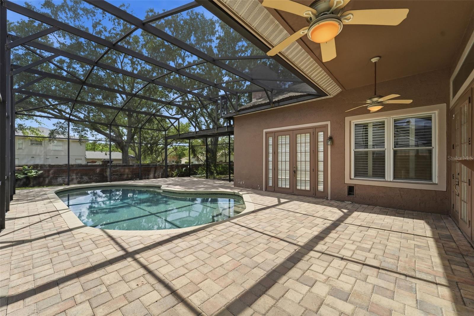 UNIVERSITY ESTATES - Residential