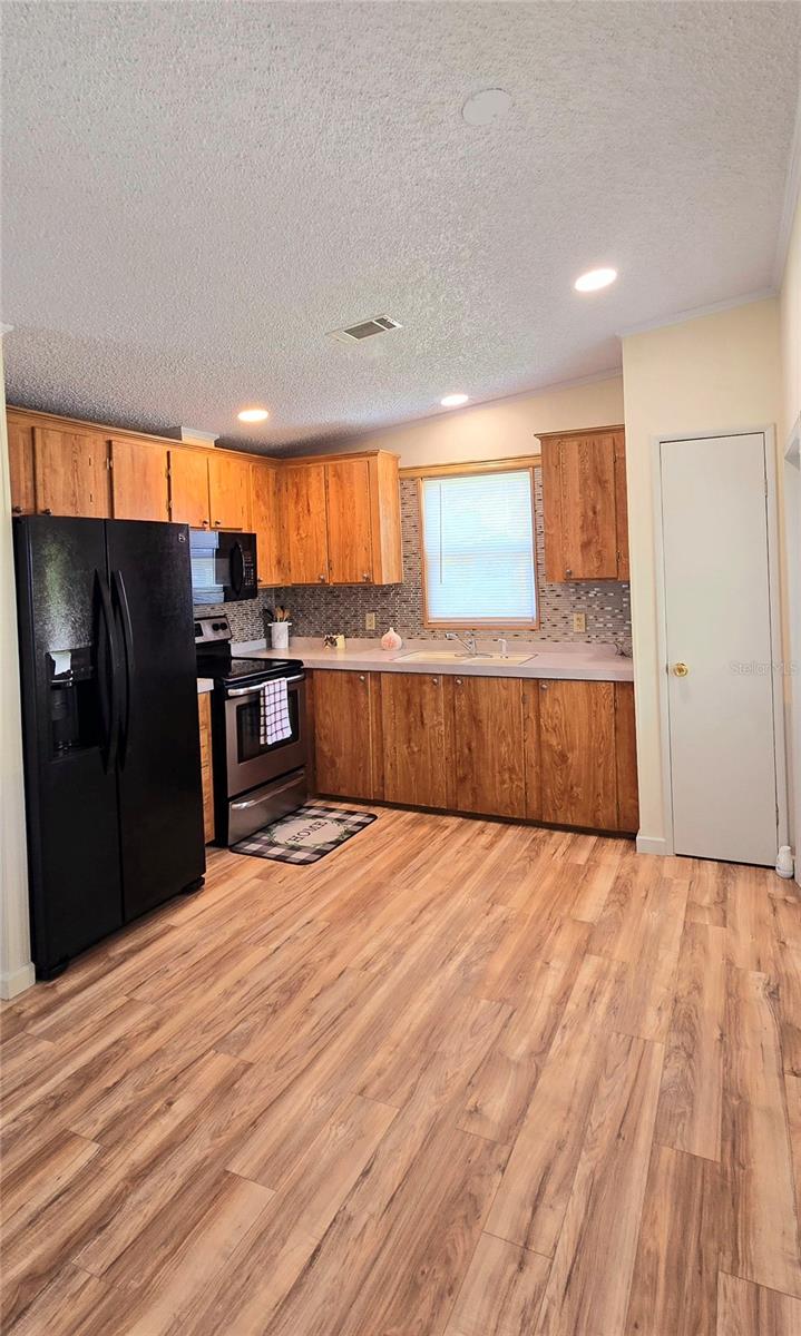 INTERNATIONAL BASS LAKE RESORT PH 01 - Residential