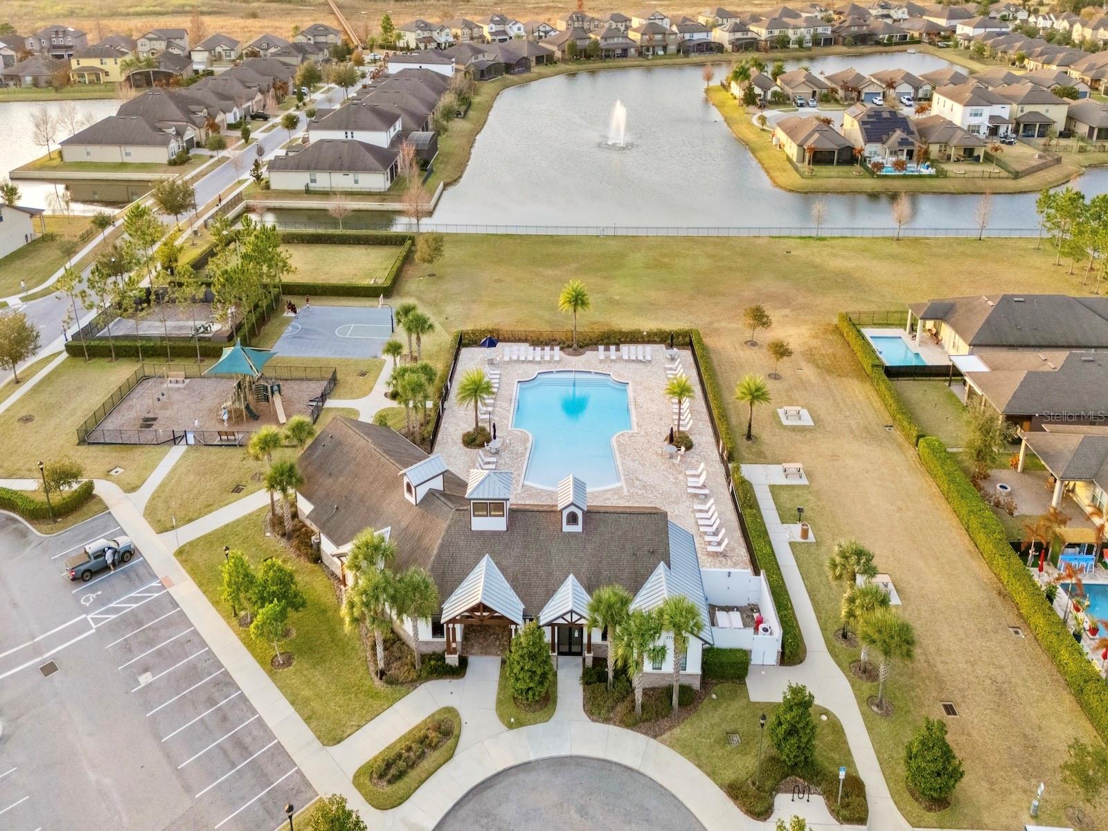 LAKESHORE AT NARCOOSSEE PH 1 - Residential