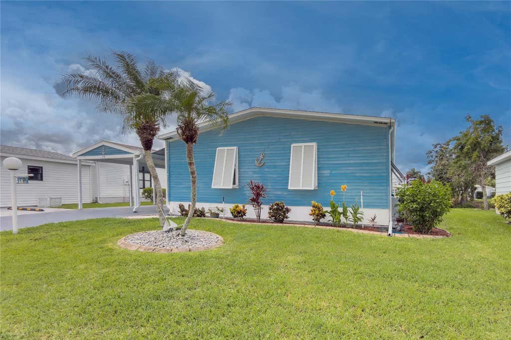 Photo of 78 Eagle Circle, Ellenton, FL 34222 (MLS # A4702483)