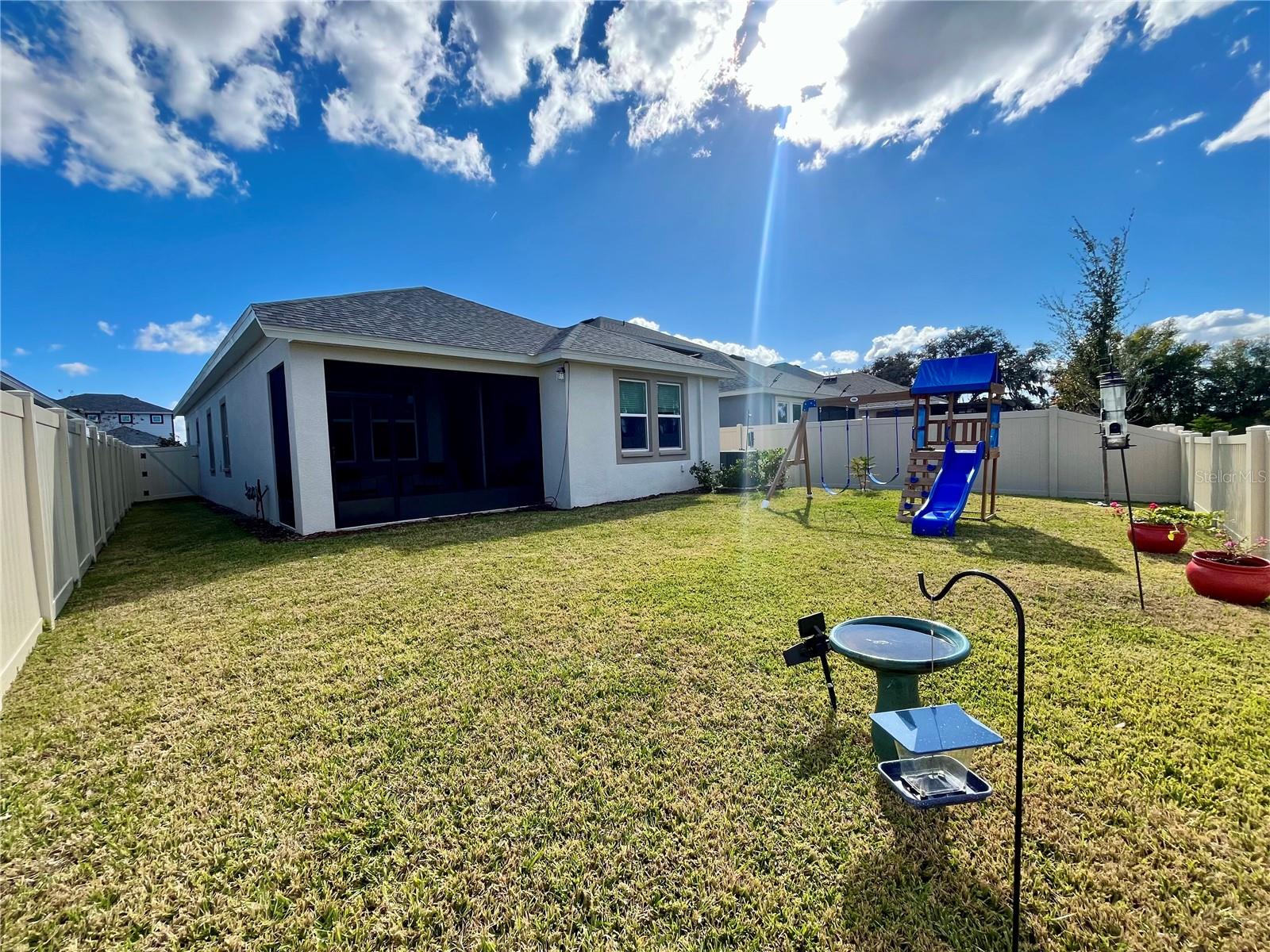 VILLAGES/BRIDGEWATER-VLG 14 - Residential Lease