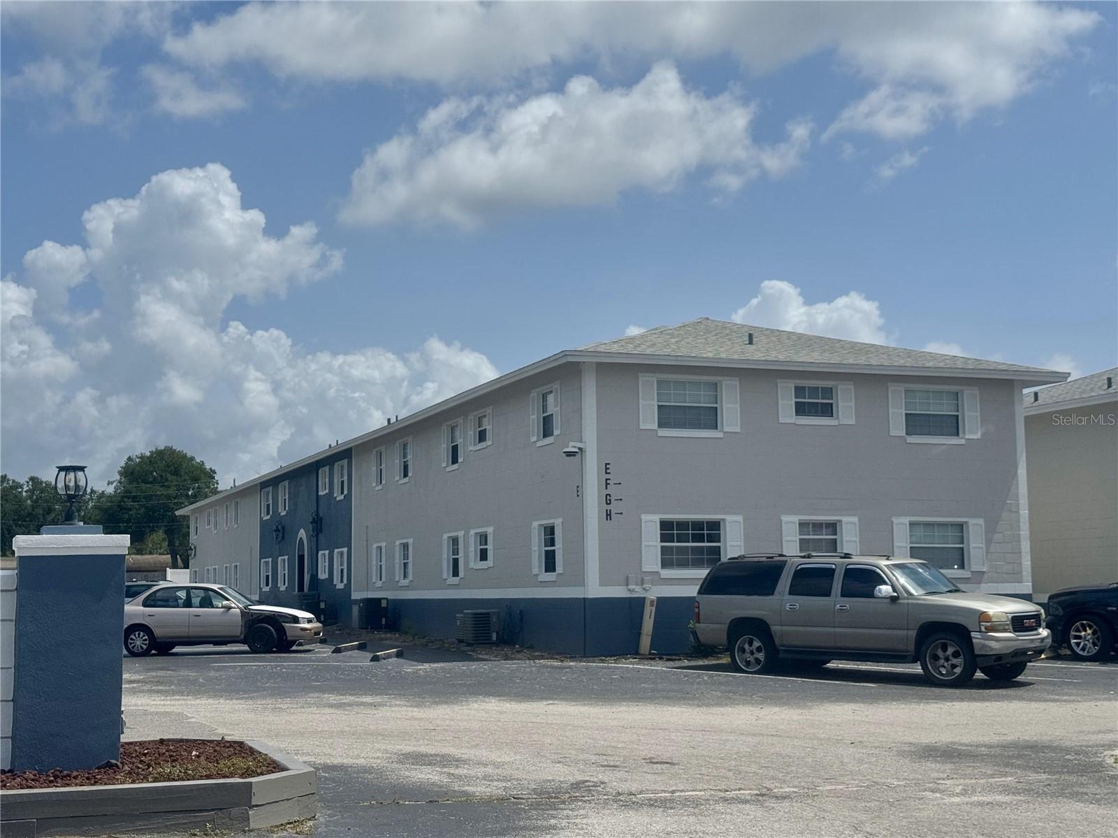 MOUNT DORA MOUNT DORA COMMONS CONDO - Residential Lease