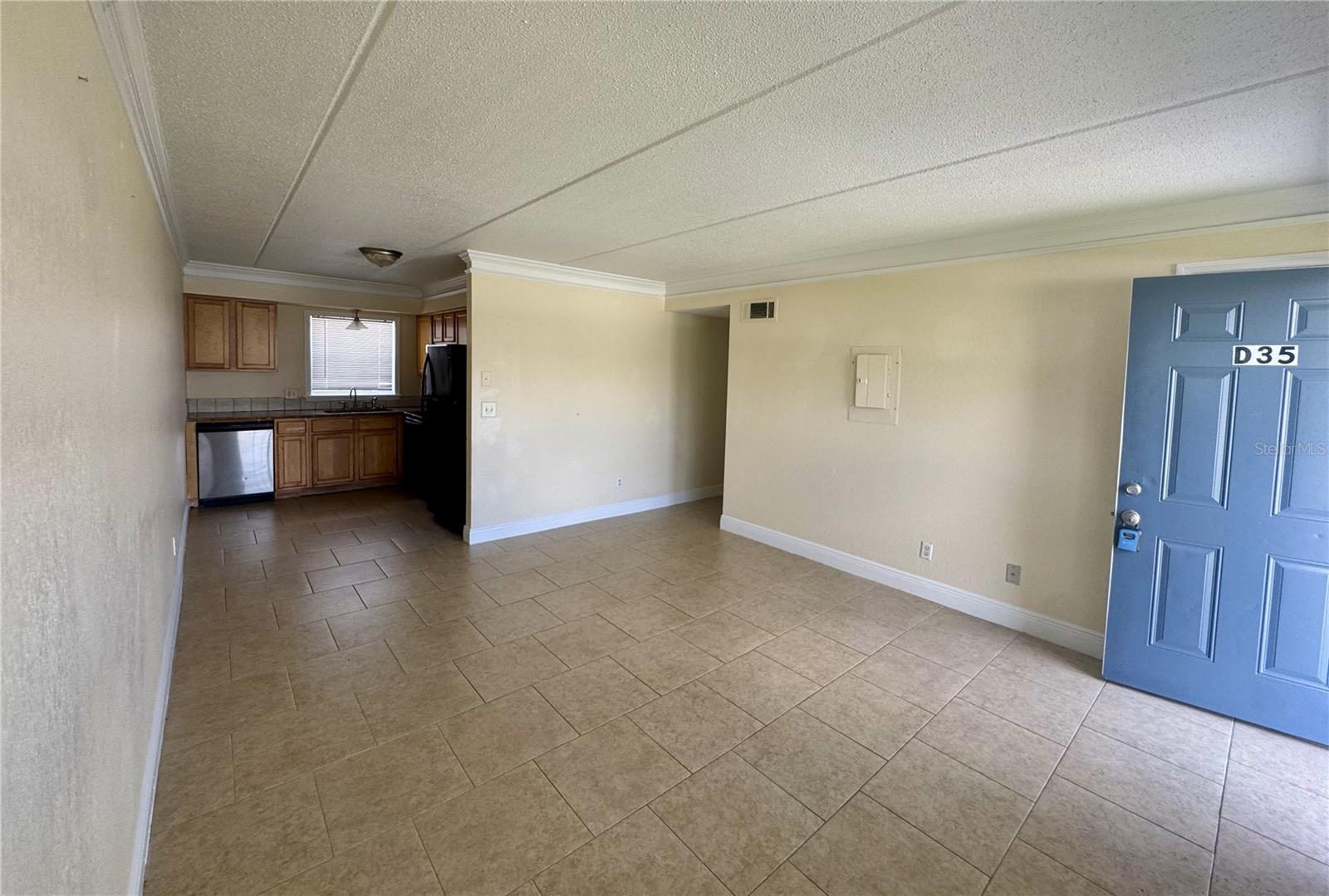 MOUNT DORA MOUNT DORA COMMONS CONDO - Residential Lease