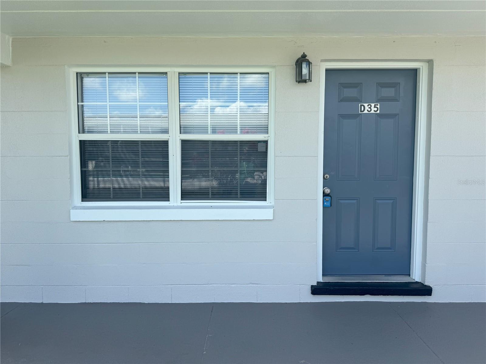 MOUNT DORA MOUNT DORA COMMONS CONDO - Residential Lease