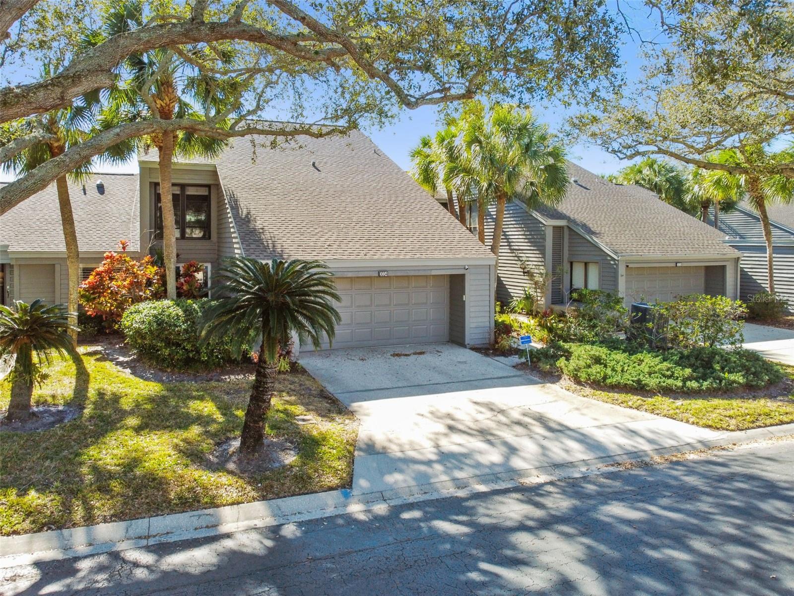 View CLEARWATER, FL 33761 townhome