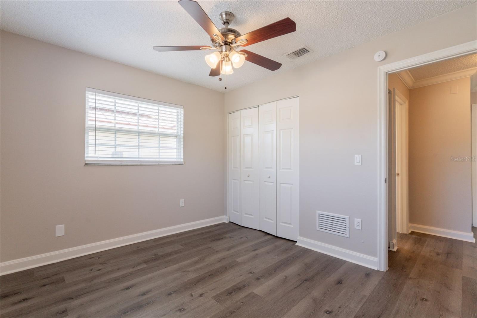 SANDPOINTE 2ND ADD - Residential