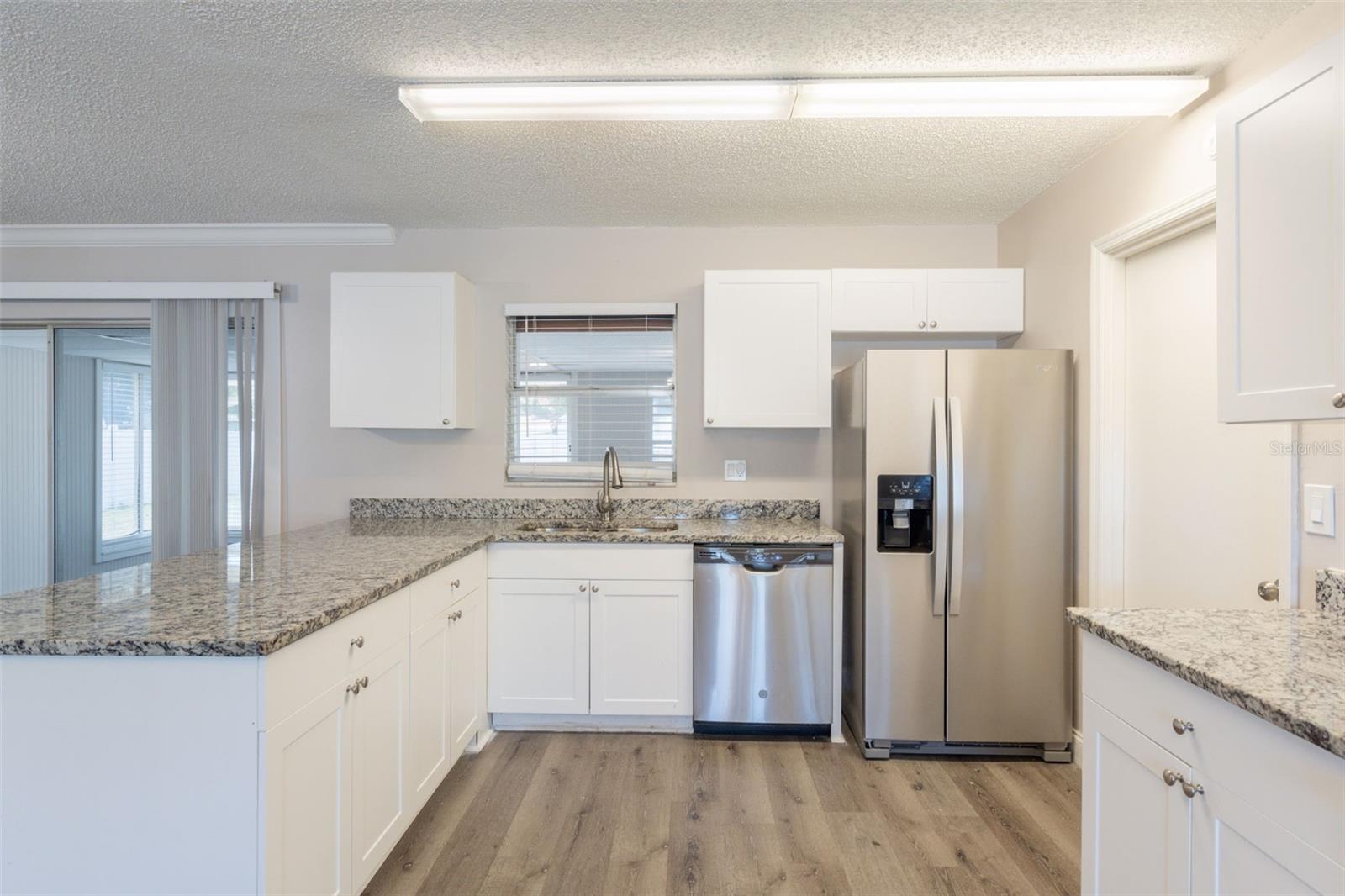 SANDPOINTE 2ND ADD - Residential