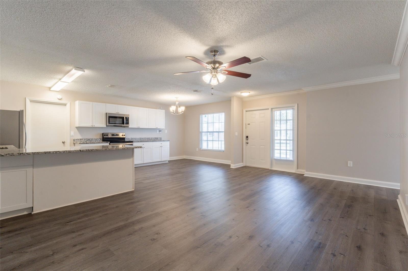 SANDPOINTE 2ND ADD - Residential