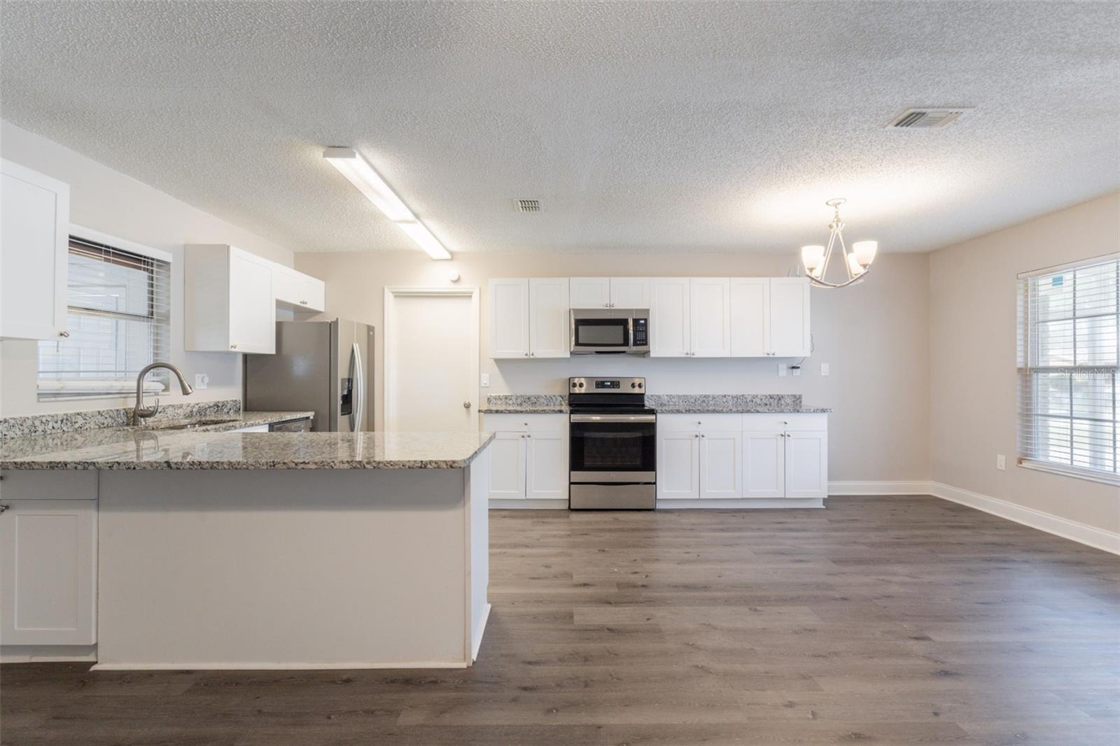 SANDPOINTE 2ND ADD - Residential