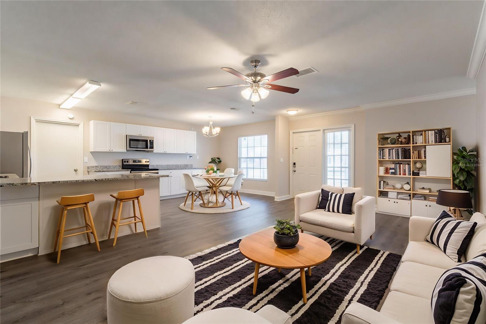 SANDPOINTE 2ND ADD - Residential