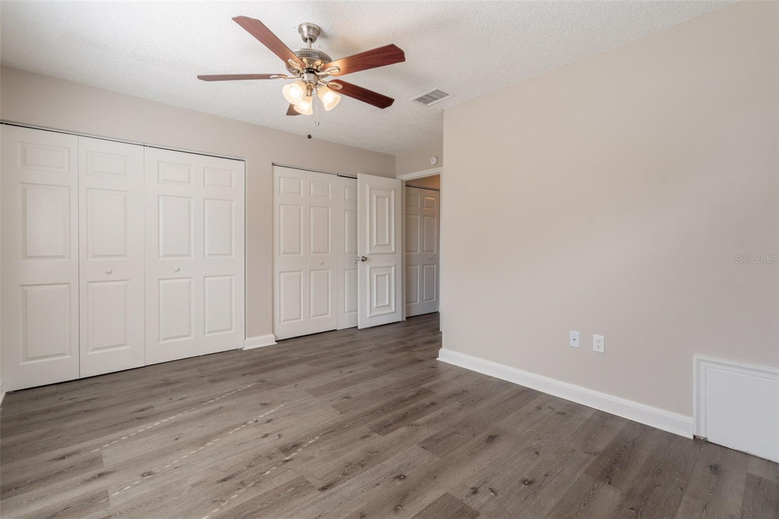 SANDPOINTE 2ND ADD - Residential