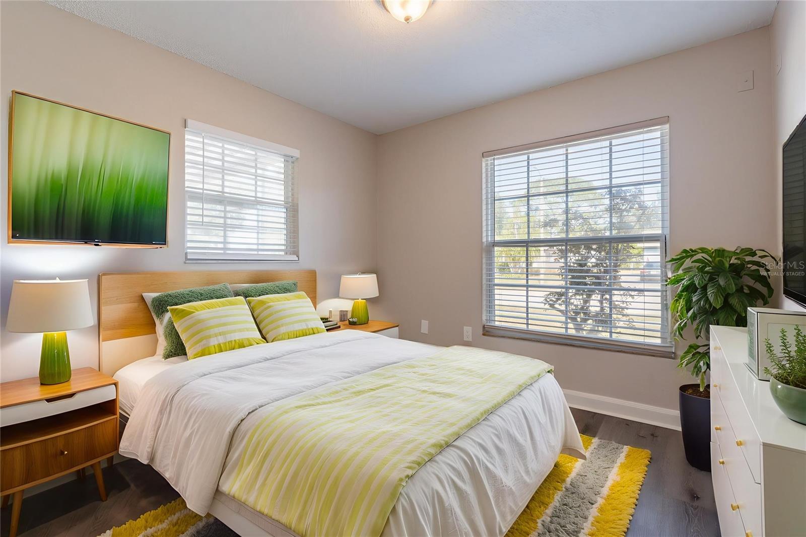 SANDPOINTE 2ND ADD - Residential