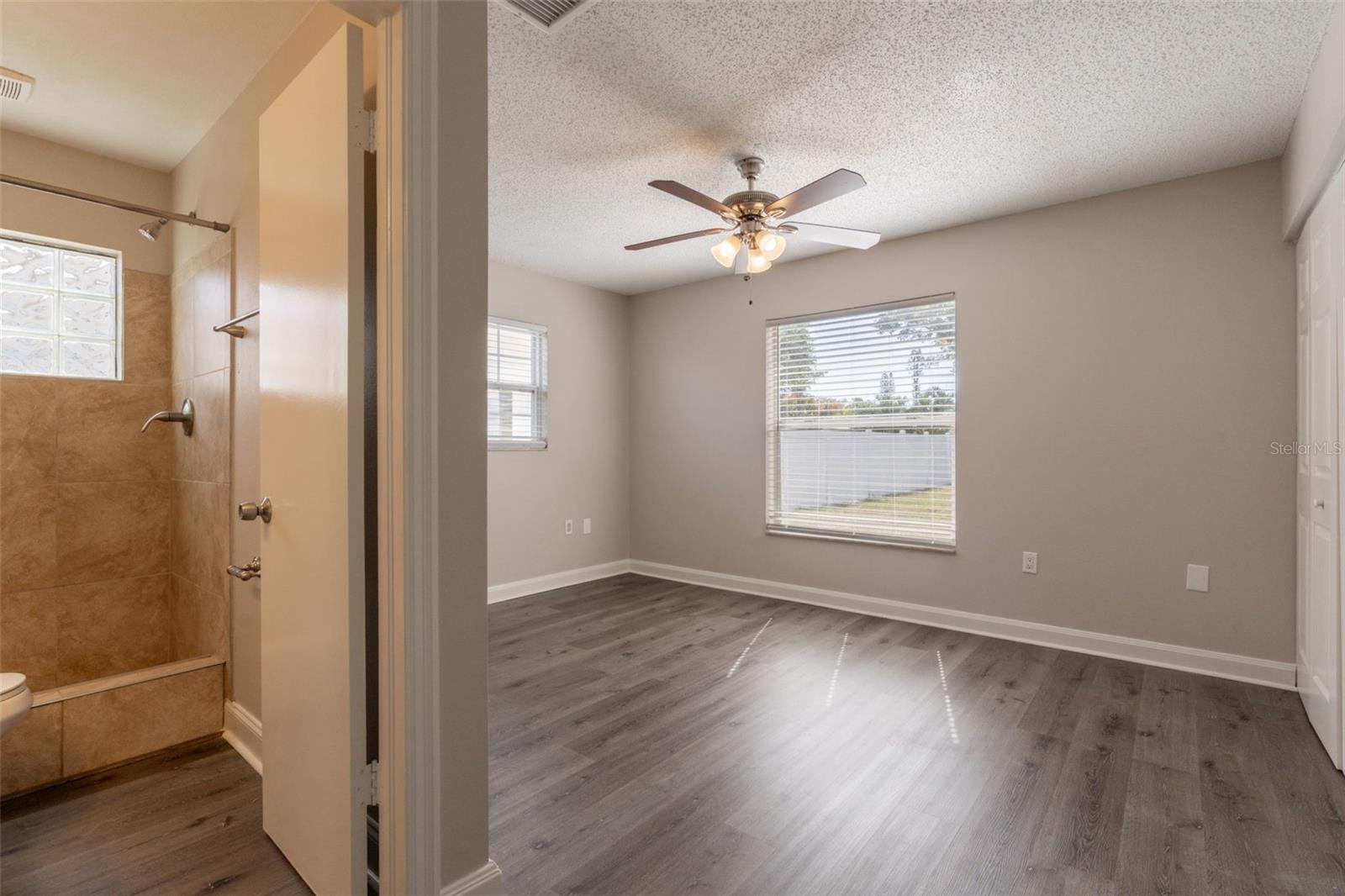 SANDPOINTE 2ND ADD - Residential