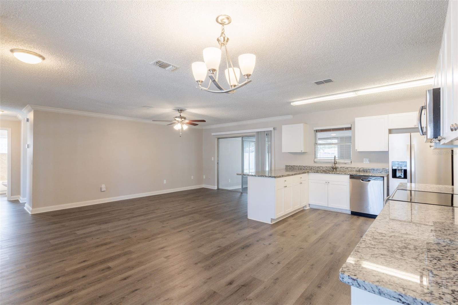 SANDPOINTE 2ND ADD - Residential