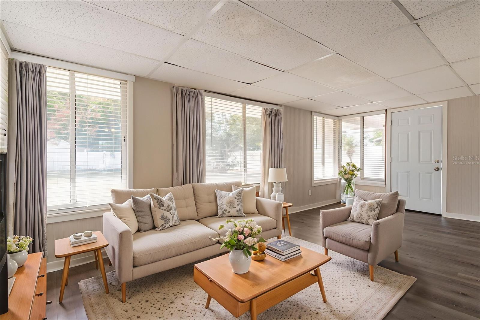 SANDPOINTE 2ND ADD - Residential