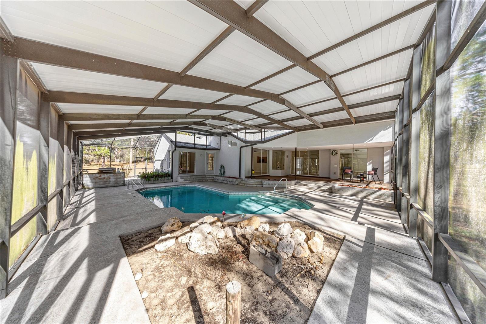 FLANAGAN ACRES - Residential