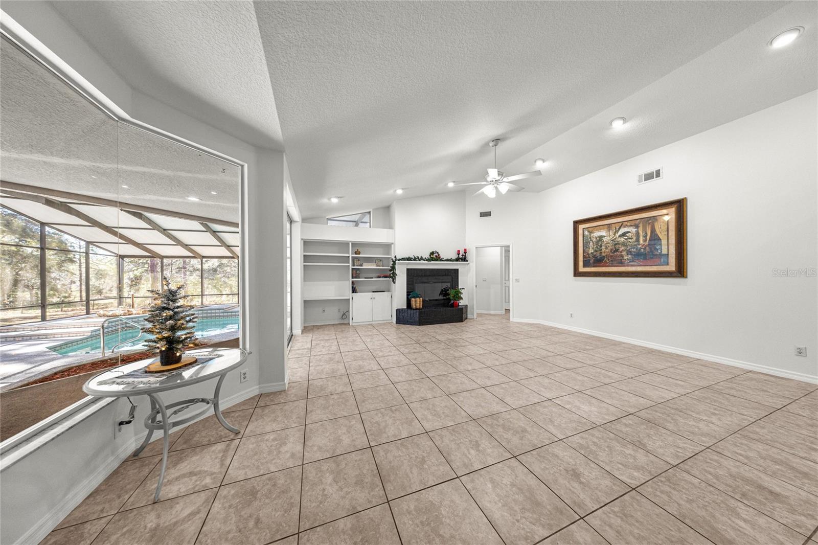 FLANAGAN ACRES - Residential