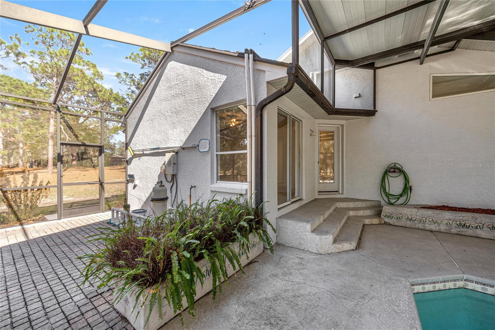 FLANAGAN ACRES - Residential