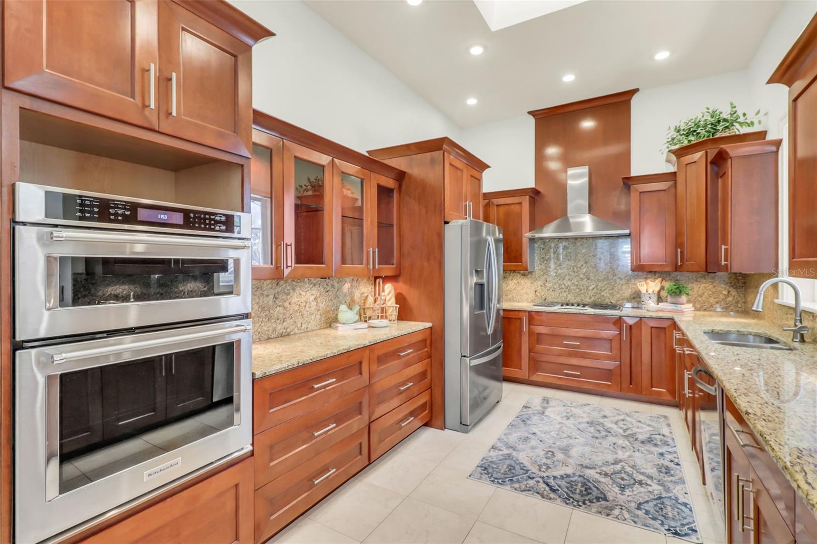 PINELLAS GROVES - Residential