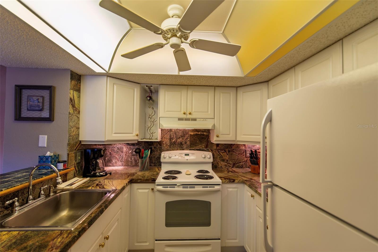 OAKS 04 - Residential