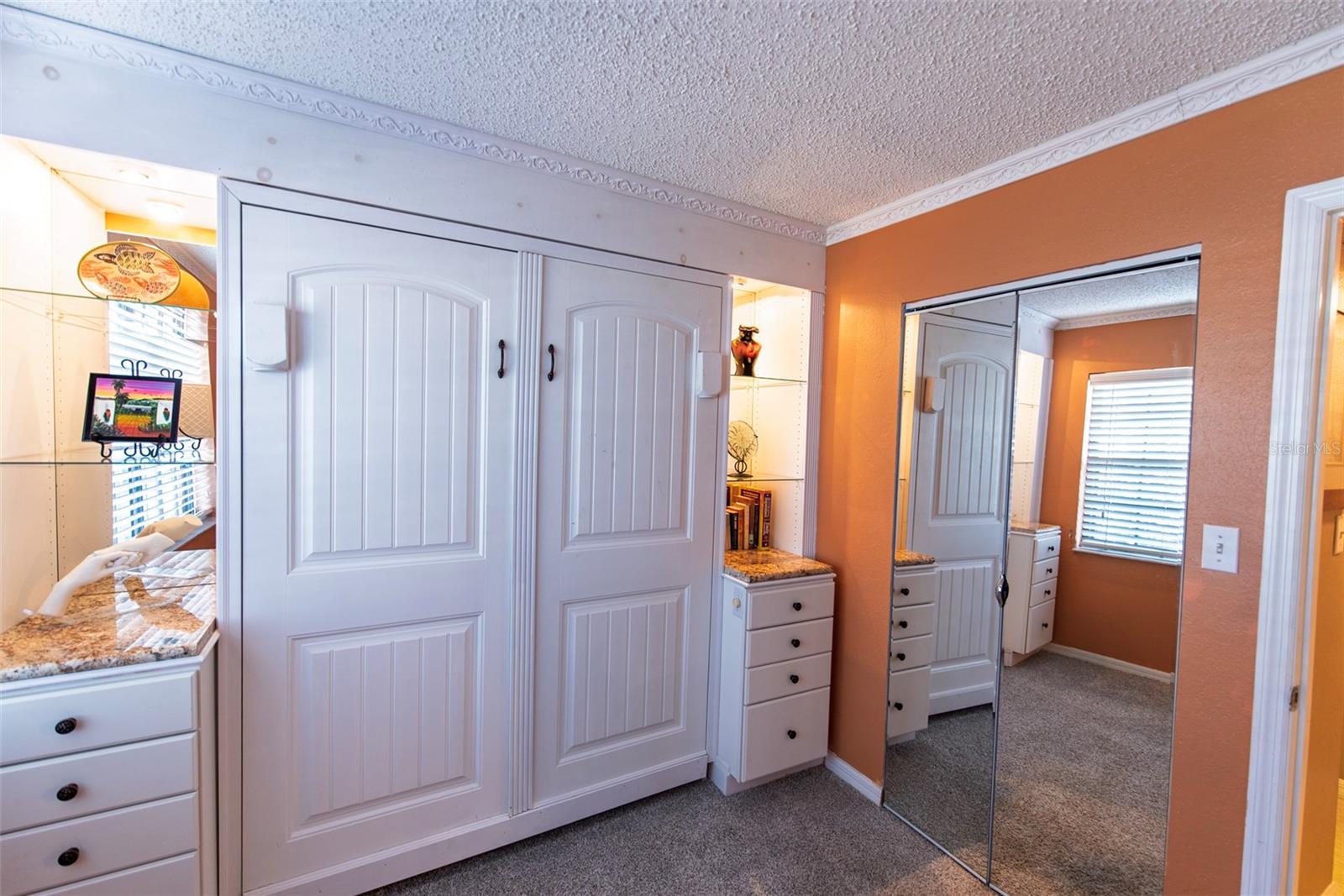 OAKS 04 - Residential