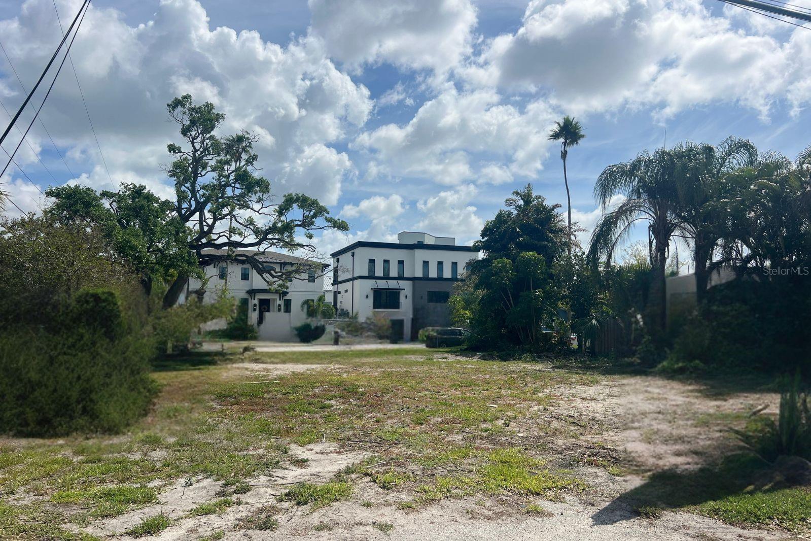 DAVIS ISLANDS PB10 PG52 TO 57 - Land