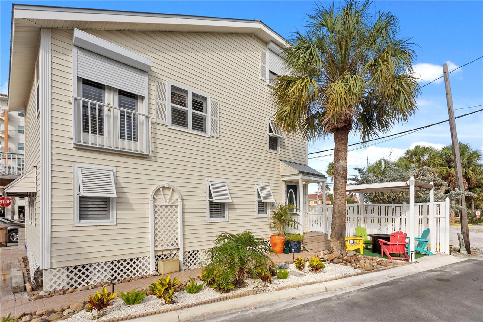 13095 GULF LANE