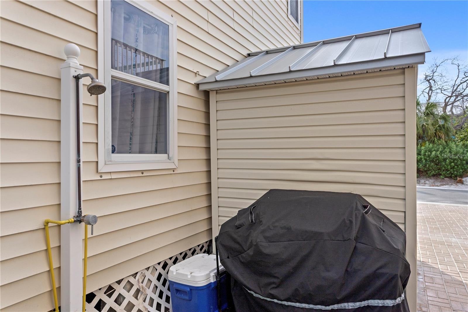 MITCHELLS BEACH REV - Residential
