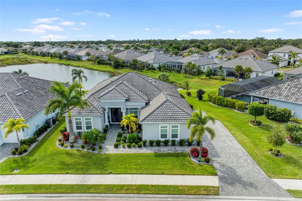 Photo of 7129 Ryedale Court, Sarasota, FL 34241 (MLS # A4671690)