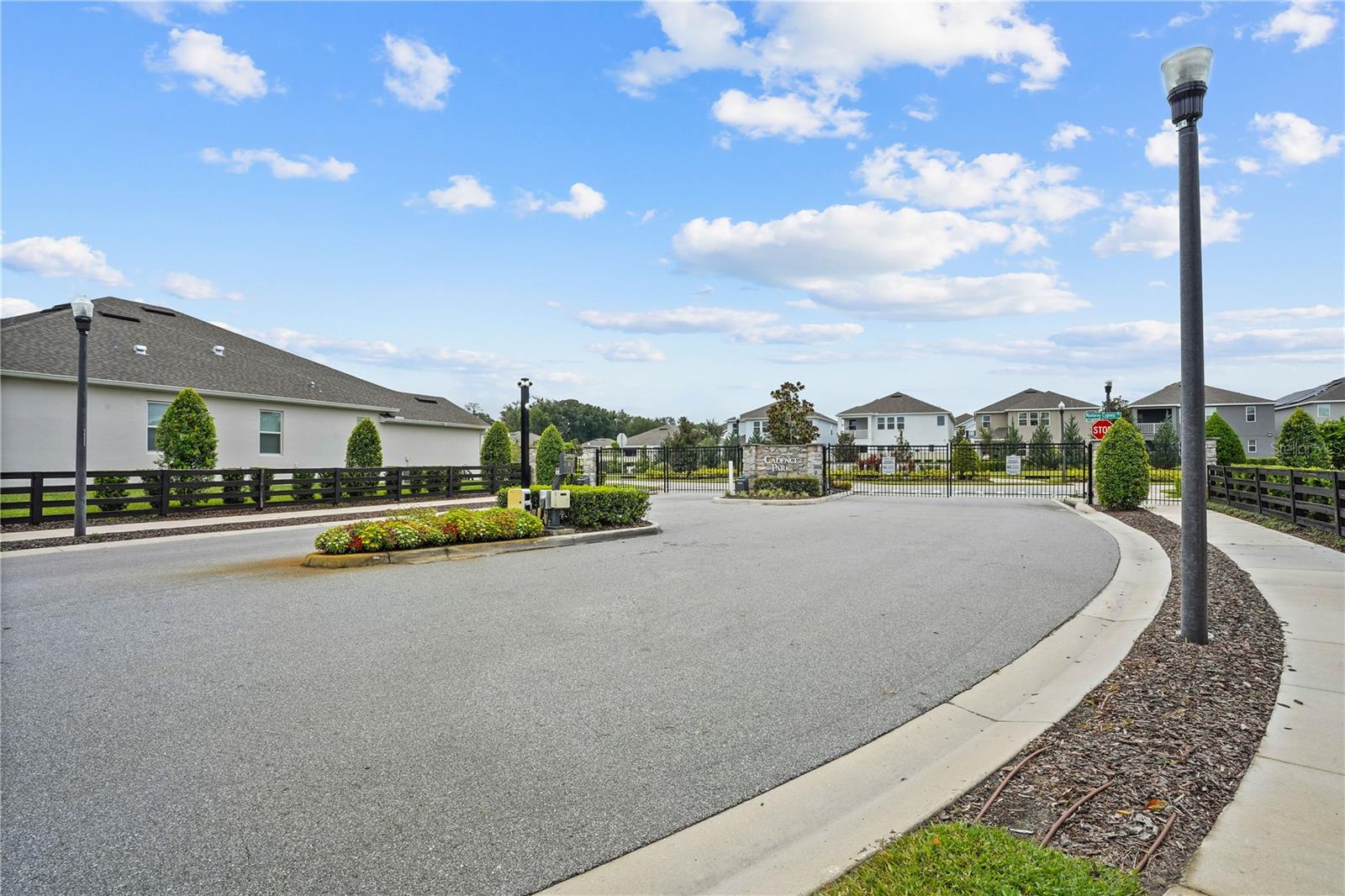 CADENCE PARK - Residential