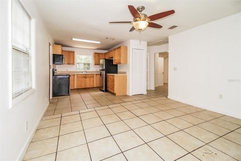 Single Family Residence in ALTAMONTE SPRINGS FL 1333 PINE STREET 8.jpg