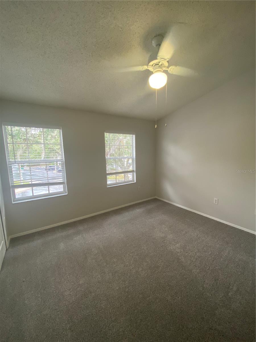 HUNTERS KEY TOWNHOMES AT NORTH PALMS - Residential Lease