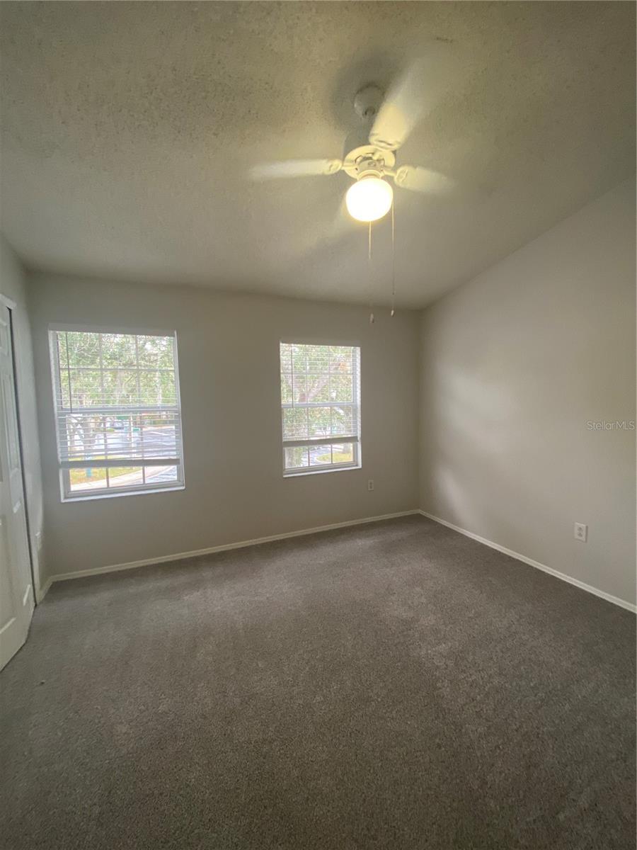 HUNTERS KEY TOWNHOMES AT NORTH PALMS - Residential Lease