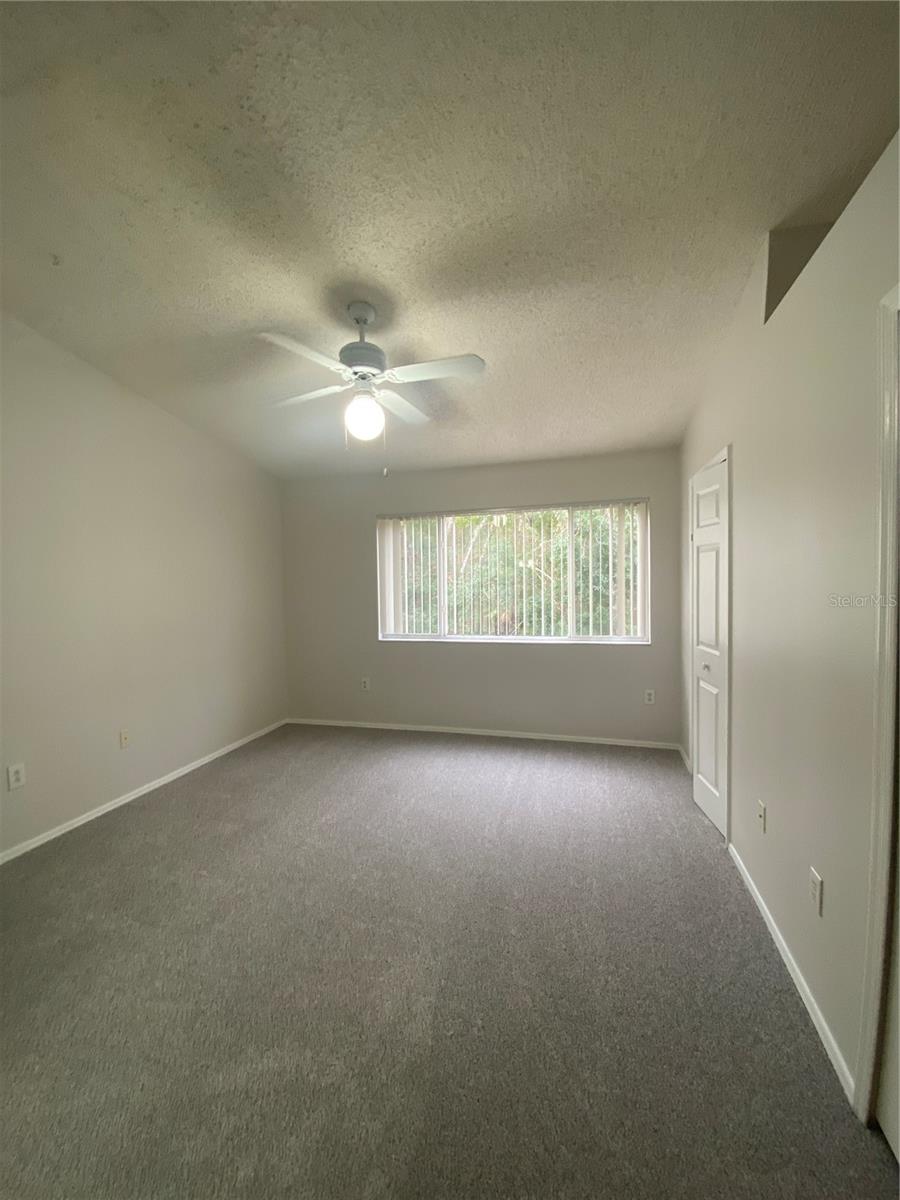 HUNTERS KEY TOWNHOMES AT NORTH PALMS - Residential Lease