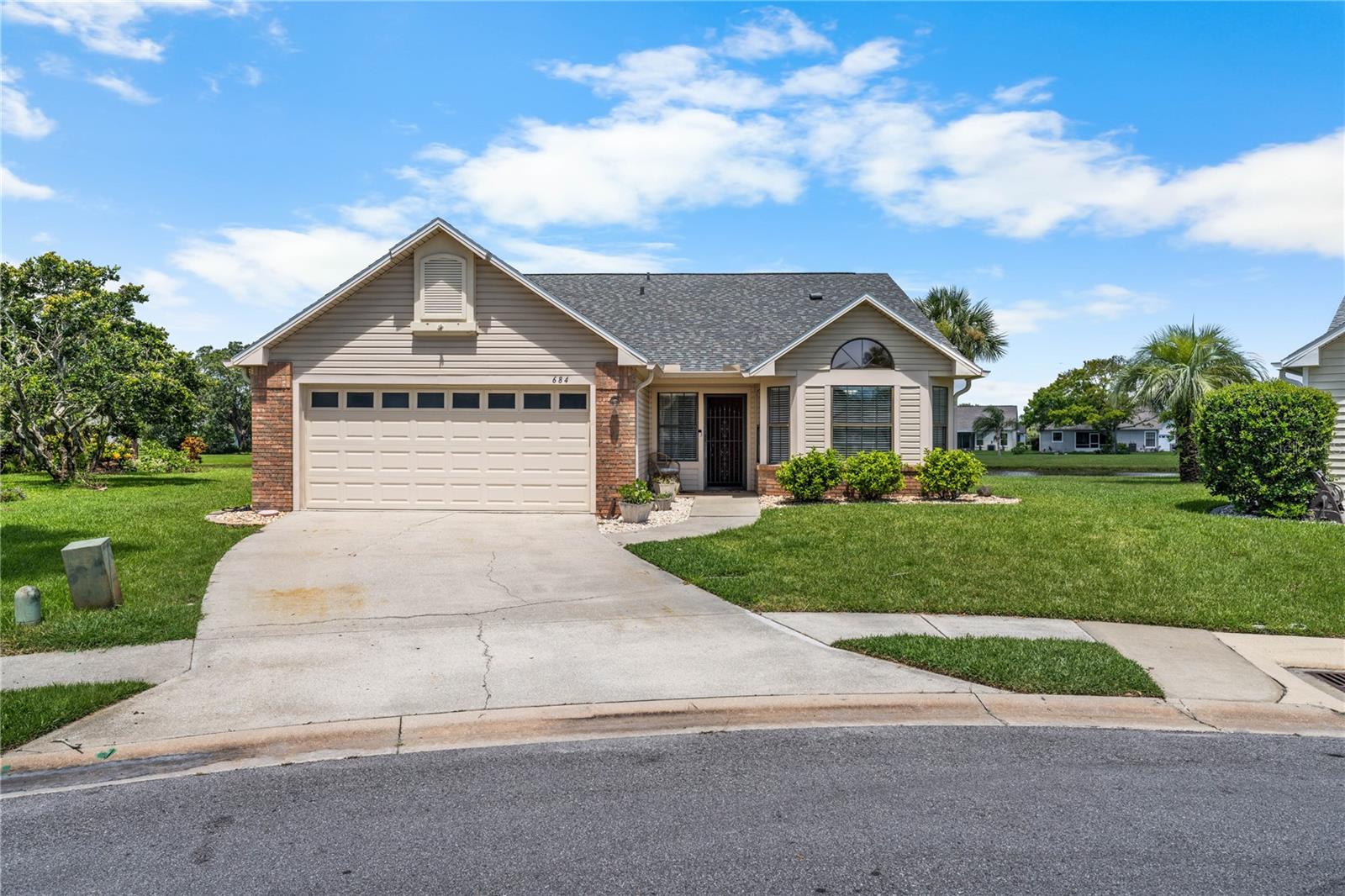 684 ROCHESTER COURT