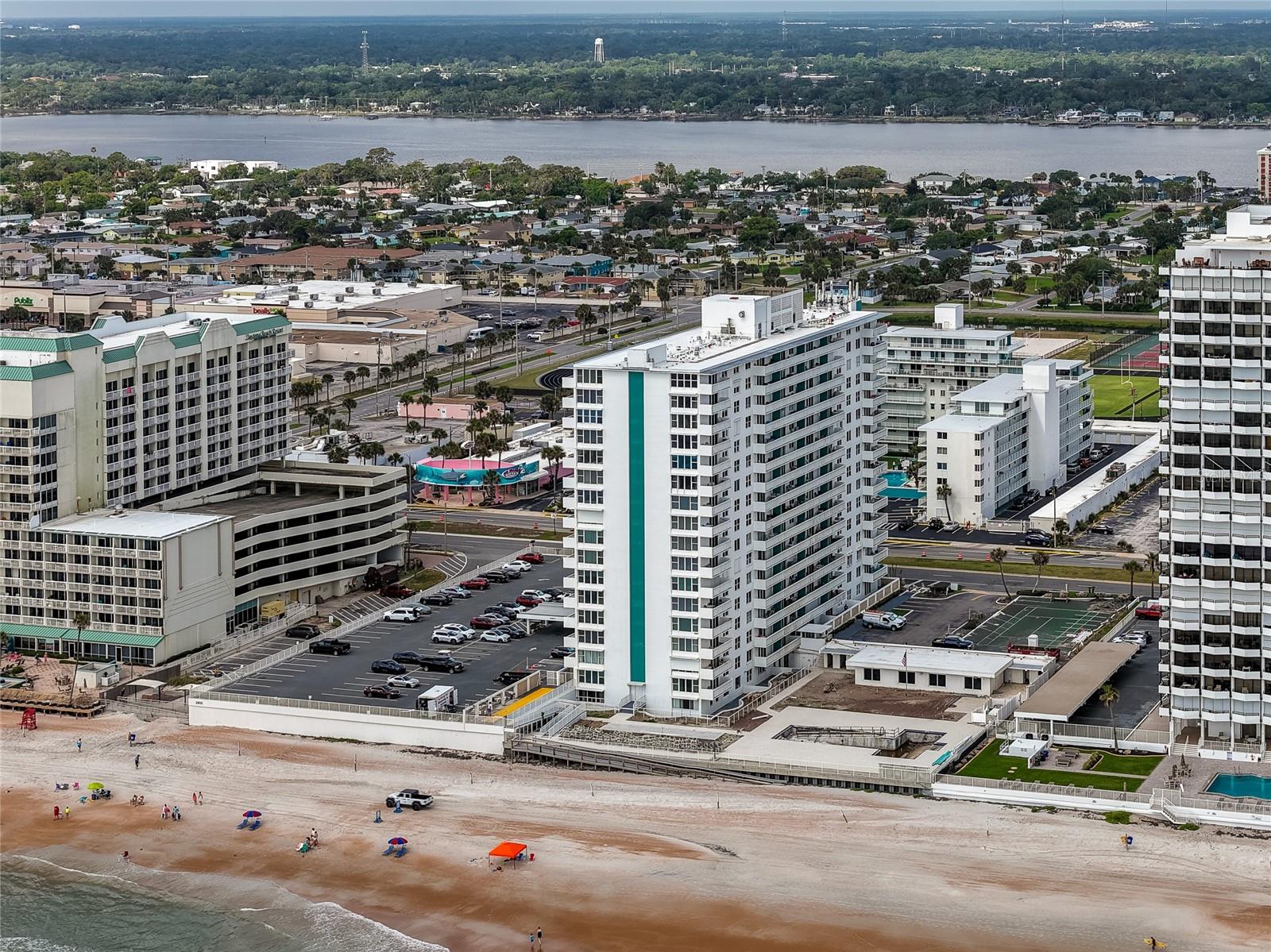TOWERS - Residential