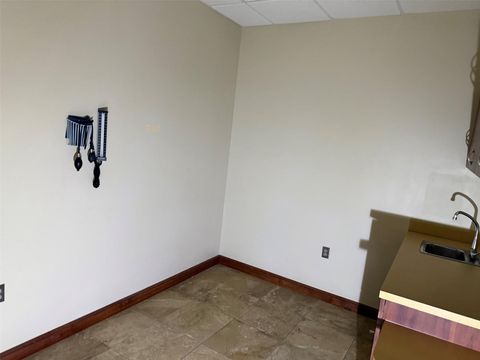 Tiny photo for 1400 S Us Hwy 441, Building 910 #912, Lady Lake, FL 32159 (MLS # OM707302)