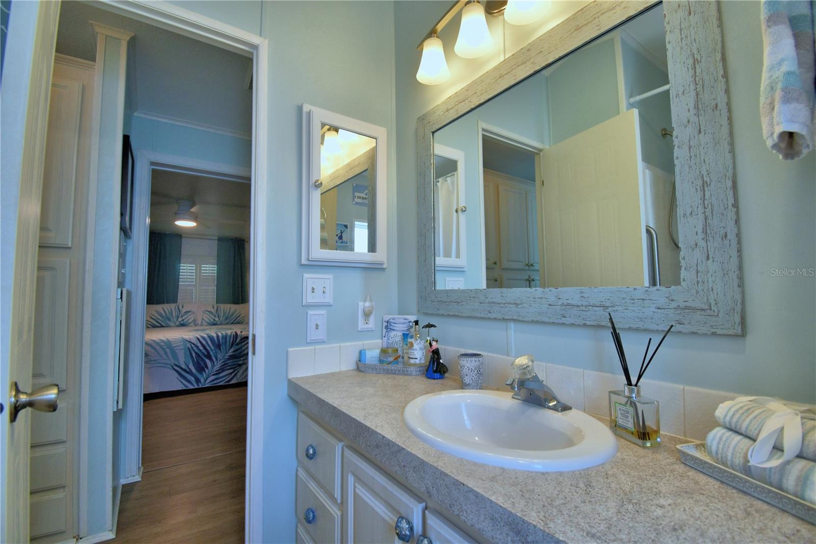WEST VIEW RIDGE RESORTS INC - Residential