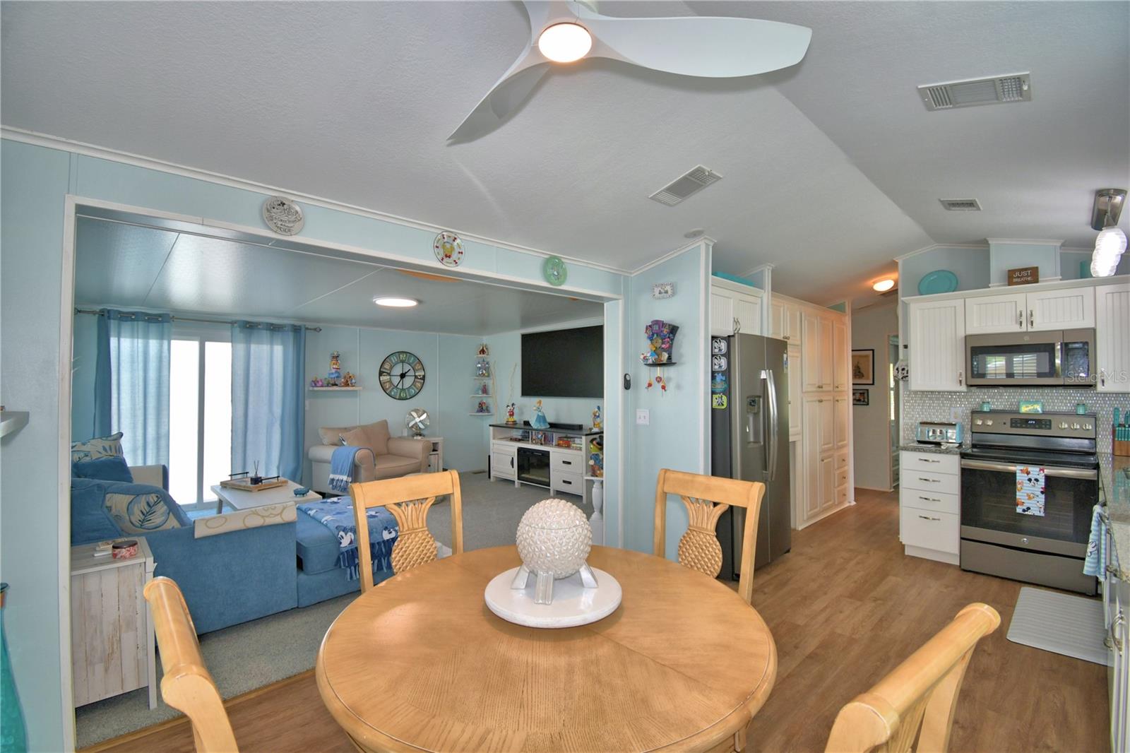 WEST VIEW RIDGE RESORTS INC - Residential