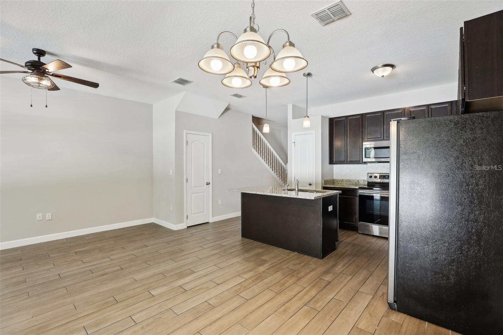 CORONADO TWNHMS - Residential Lease