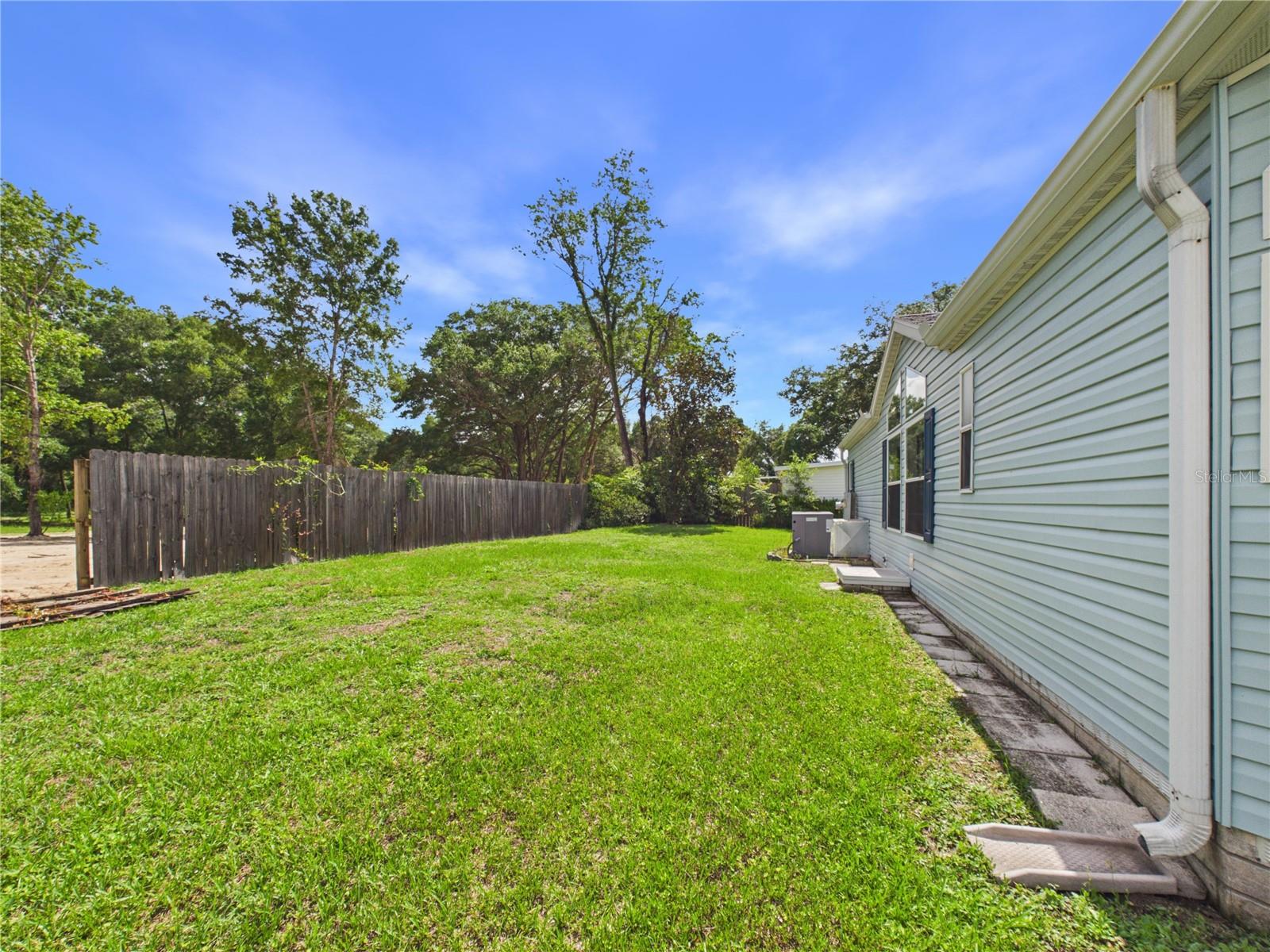 FALLS/OCALA 01 - Residential