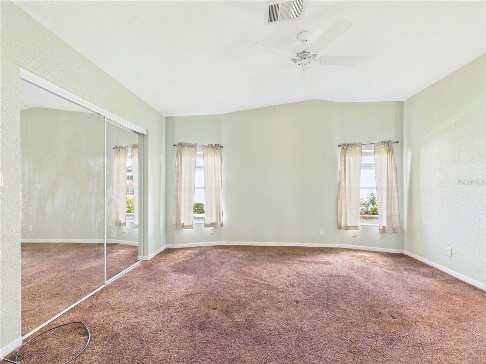 FALLS/OCALA 01 - Residential
