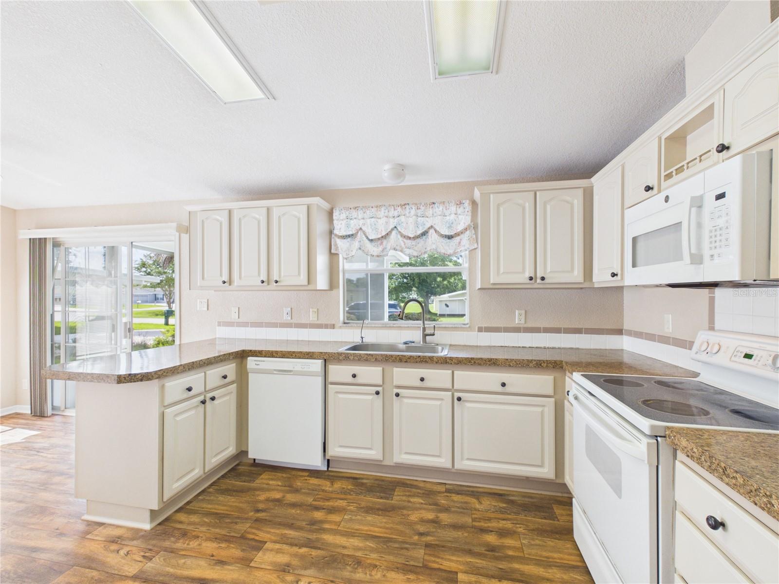 FALLS/OCALA 01 - Residential